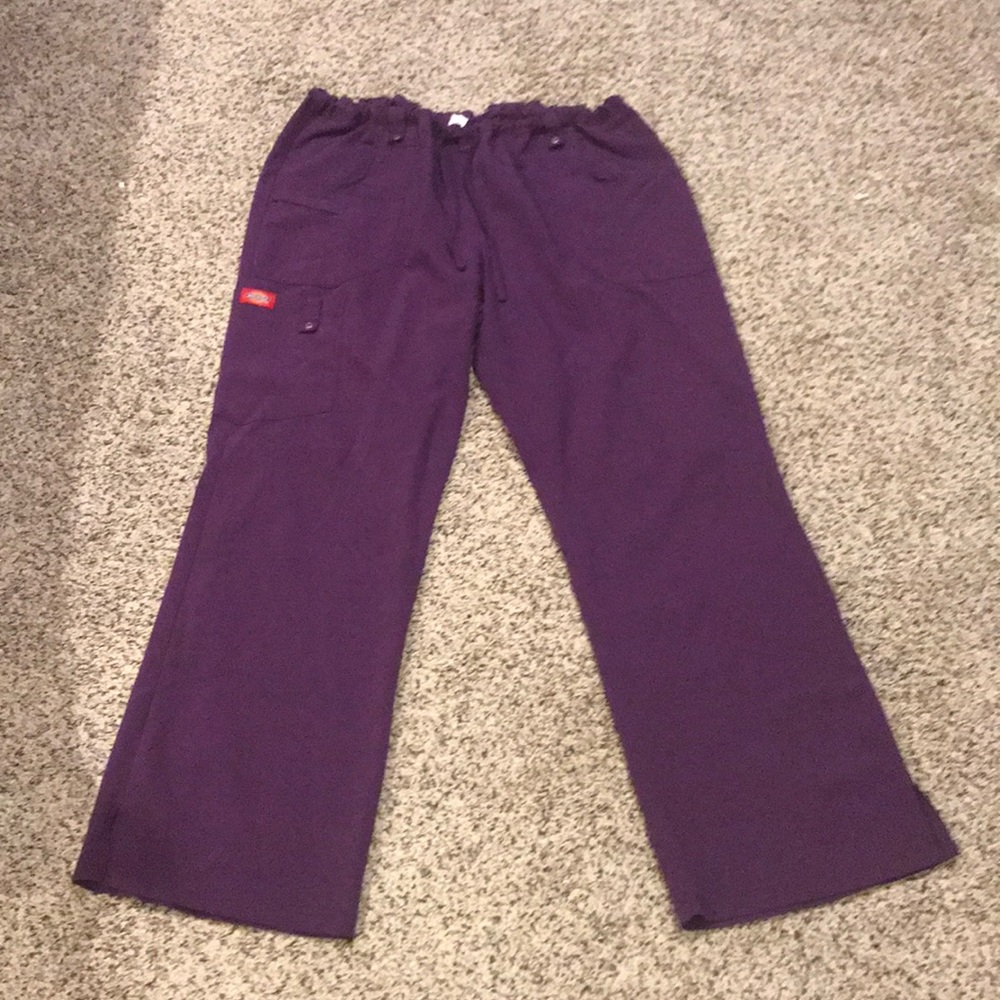 Dickies xtreme stretch L scrubs